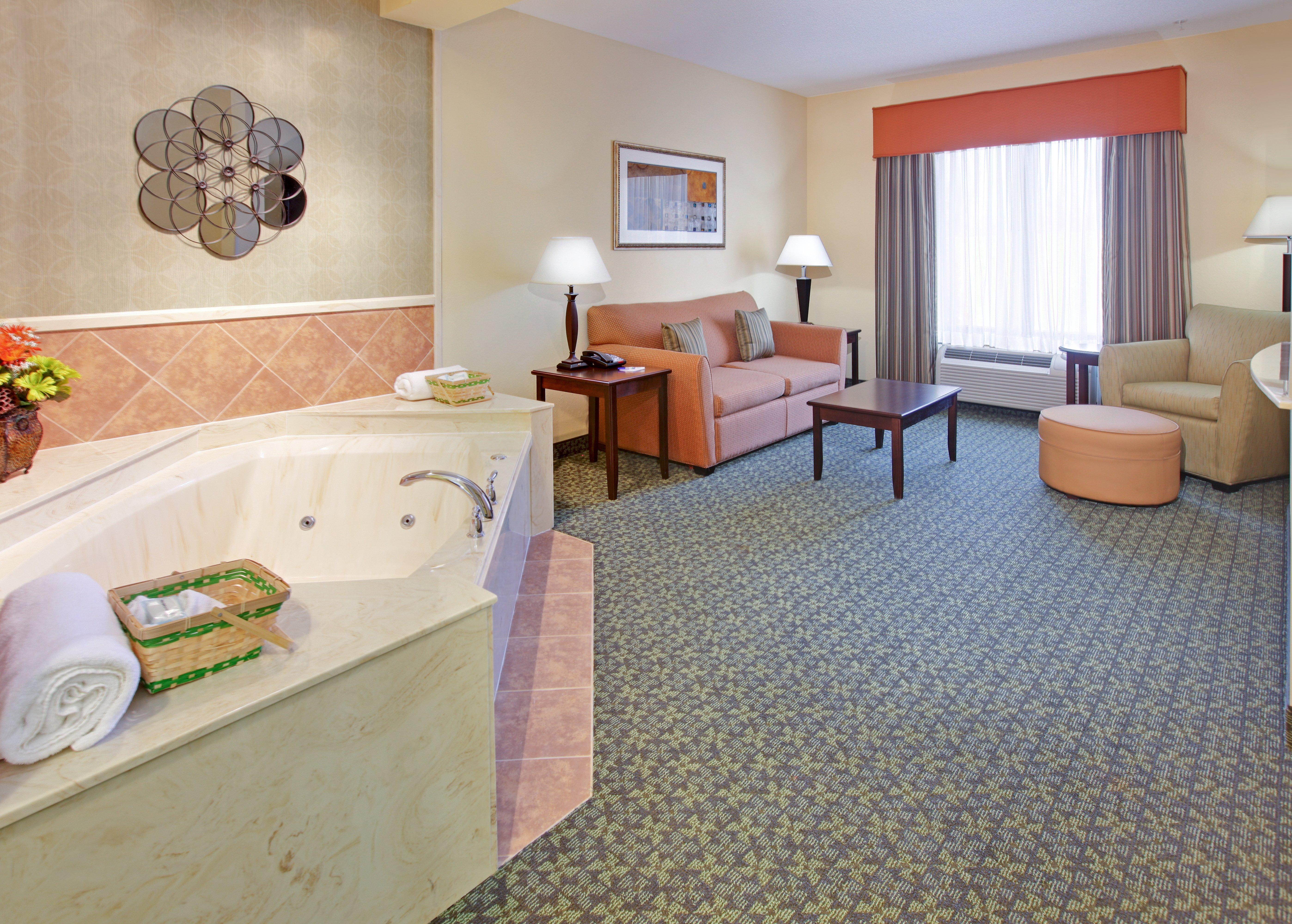Holiday Inn Express & Suites Covington By Ihg Eksteriør billede